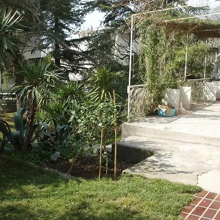Apartment Vrdoljak *